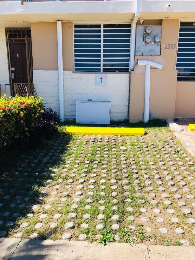 Oasis In The South Of The Island With Free Parking And Laundry Appartement Ponce Buitenkant foto